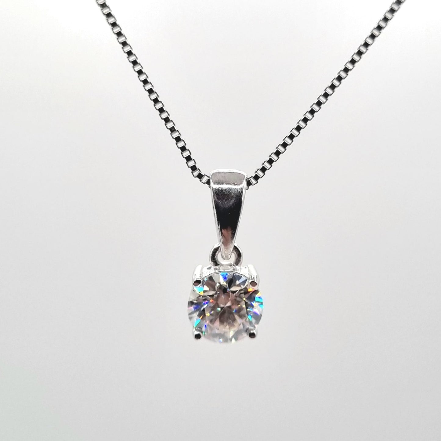 18K Moissanite Diamond Pendant Necklace GRA Certified VVS 925 Sterling
